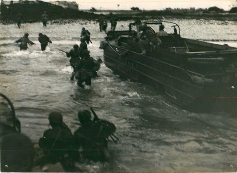 1st Airborne Division training for sea landings of Operation Torch, 1943.