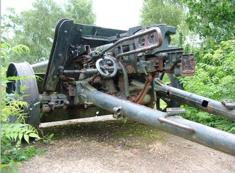 75mm Pack Howitzer, near Nijmegen, Holland, 2009