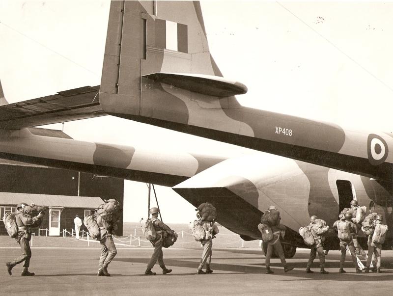 Soldiers from Para Sqn RAC, embarking for the last Service jump from an Argosy, 1970-71(?)